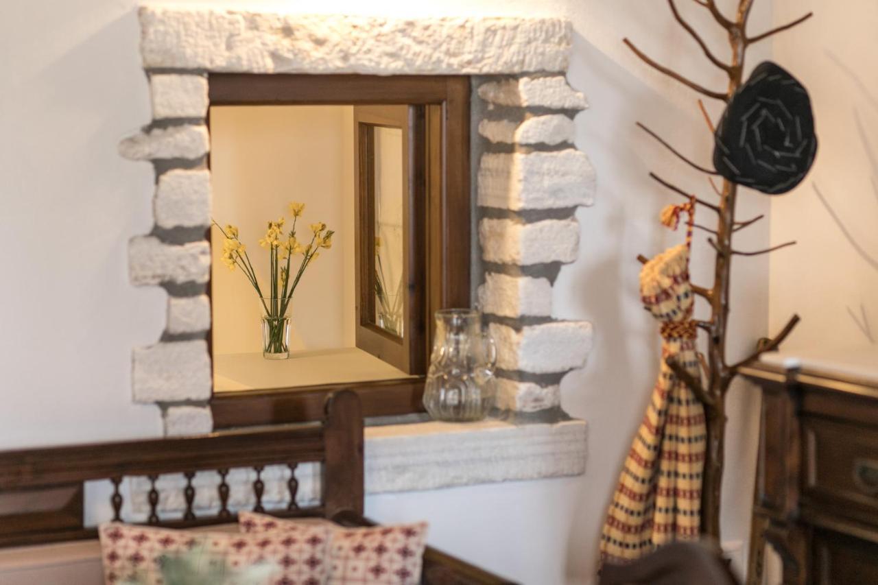 Traditional Inn Pirethron Aperathos Exterior photo